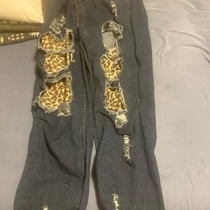 These are woman’s jeans size 4x